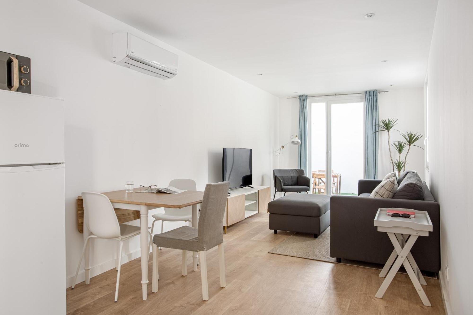 Joivy Minimalistic Apt W Patio In Principe Real Lissabon Exterior foto